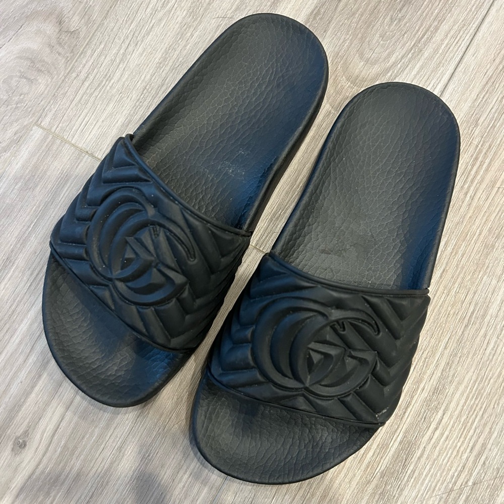 Gucci slides